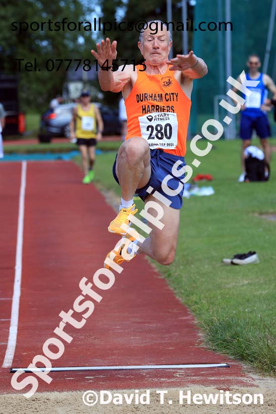 Mens long jump, 2024 NE Masters Track and Field Champs., Monkton Stadium, Jarrow.  Photo: David T. Hewitson/Sports for All Pics